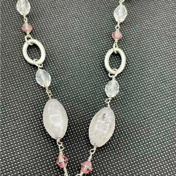 Lia Sophia Rhinestone Matte Silver Tone Necklace, Flower Pendant EUC - Picture 3 of 8